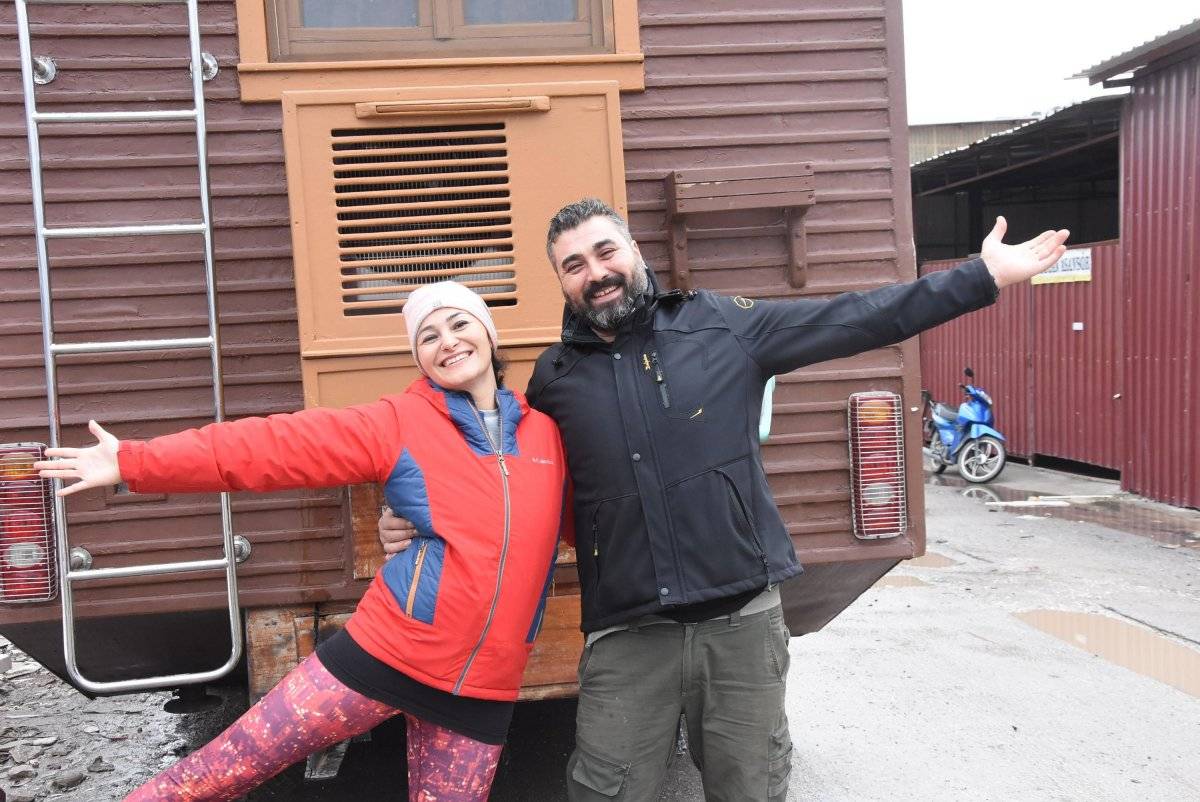 İstanbul'da evlerine hırsız giren çift, karavana taşındı