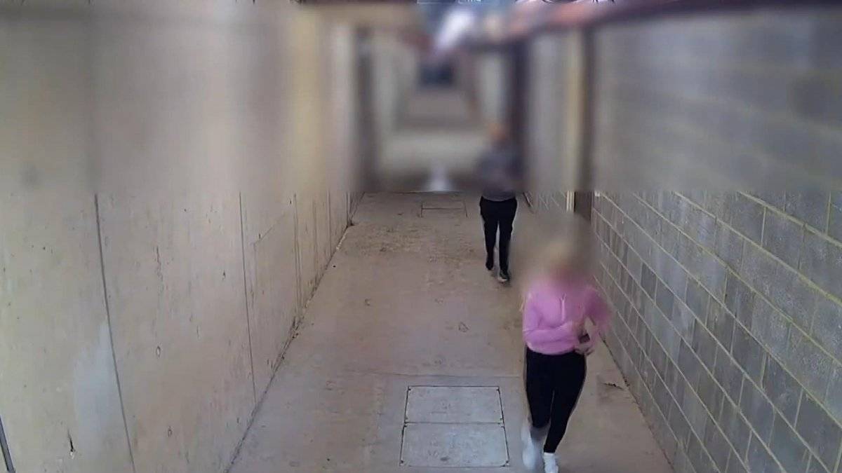 İngiltere’de güzellik merkezine baskın: Müşteriler kaçtı