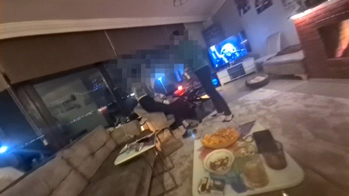 Kocaeli'de dolandırıcı, parti yaparken yakalandı