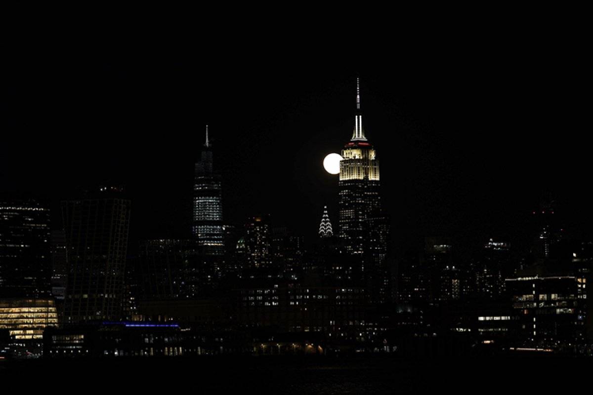 New York'ta 'Kurt Ay' manzarası