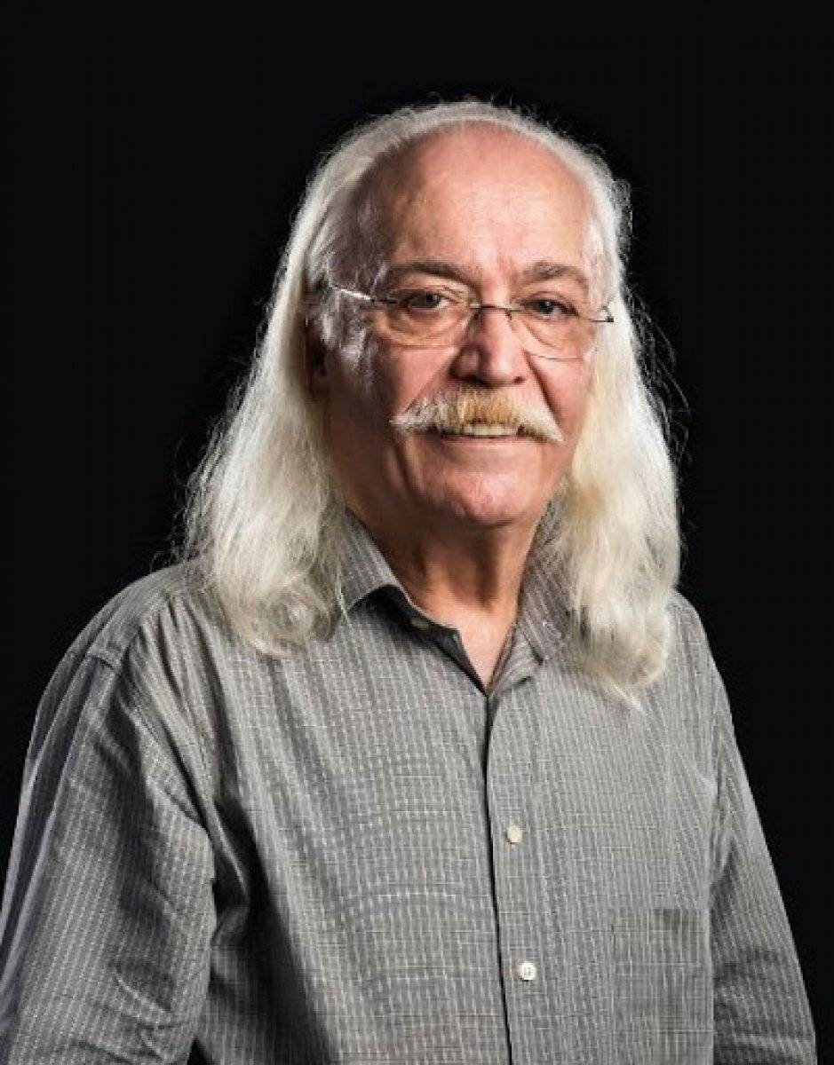 Cahit Berkay'dan CHP'den istifa eden vekillere tepki