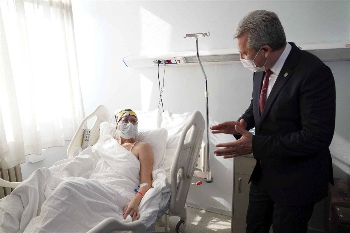 İzmir'de son yaralı depremzede taburcu edildi