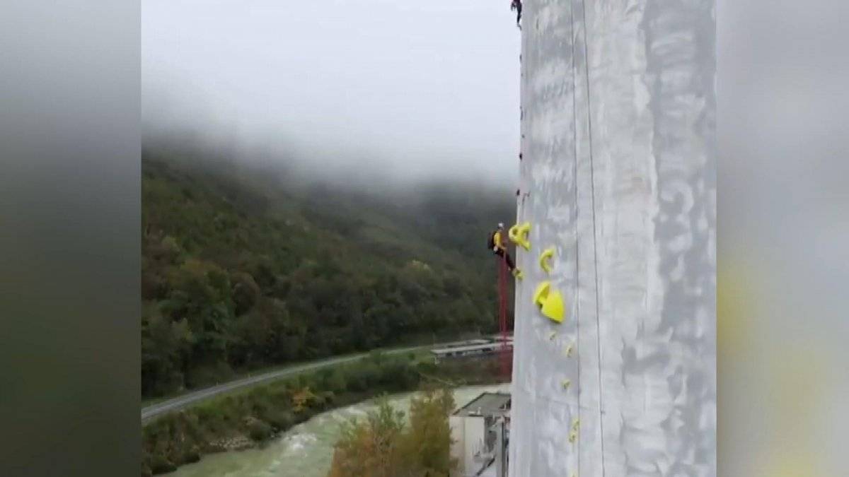 Slovenya'da 360 metrelik bacaya 8 saatte rekor tırmanış