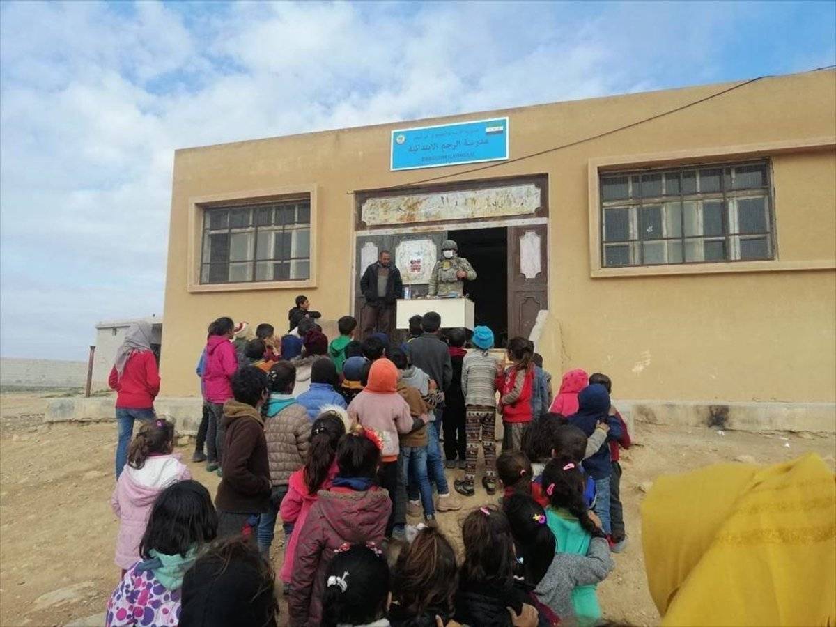 Barış Pınarı bölgesinde mayın ve EYP eğitimi sürüyor