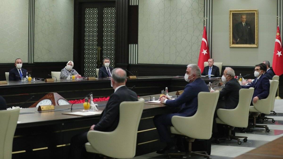 Kabine, yarın bir kez daha koronavirüs tedbirleri gündemiyle toplanacak