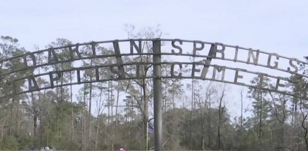 ABD'de siyahi polisin cenazesi, beyazlara ait olduğu gerekçesiyle bir mezarlığa alınmadı