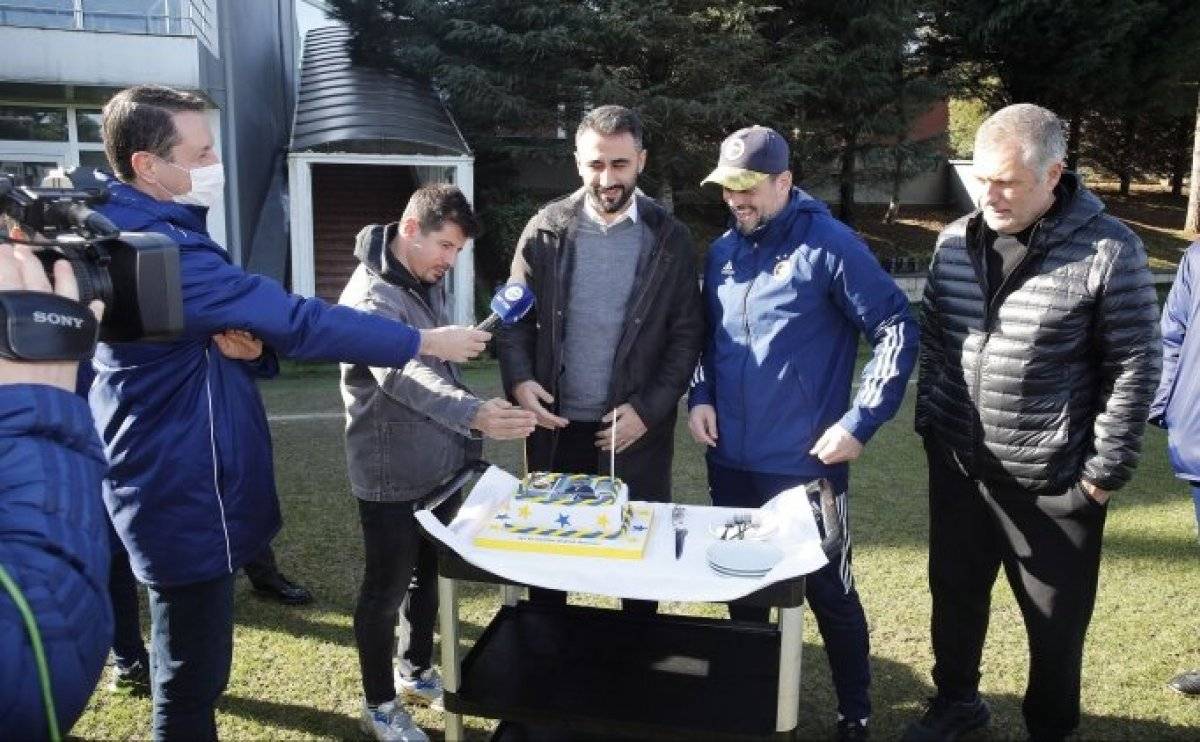 Selçuk Şahin: Sezon sonu inşallah iki kupayı da alırız