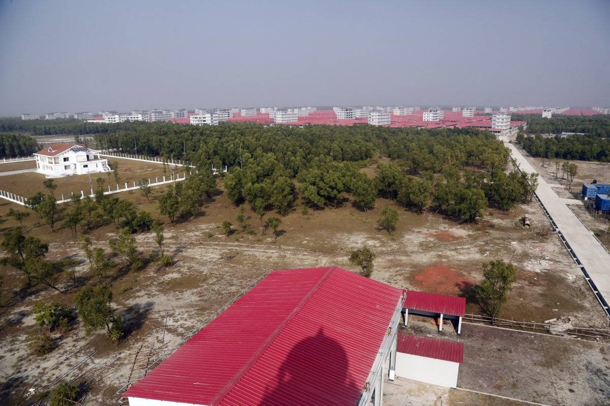 Bangladeş, tepkilere rağmen Arakanlı Müslümanları Bhasan Char Adası'na gönderiyor