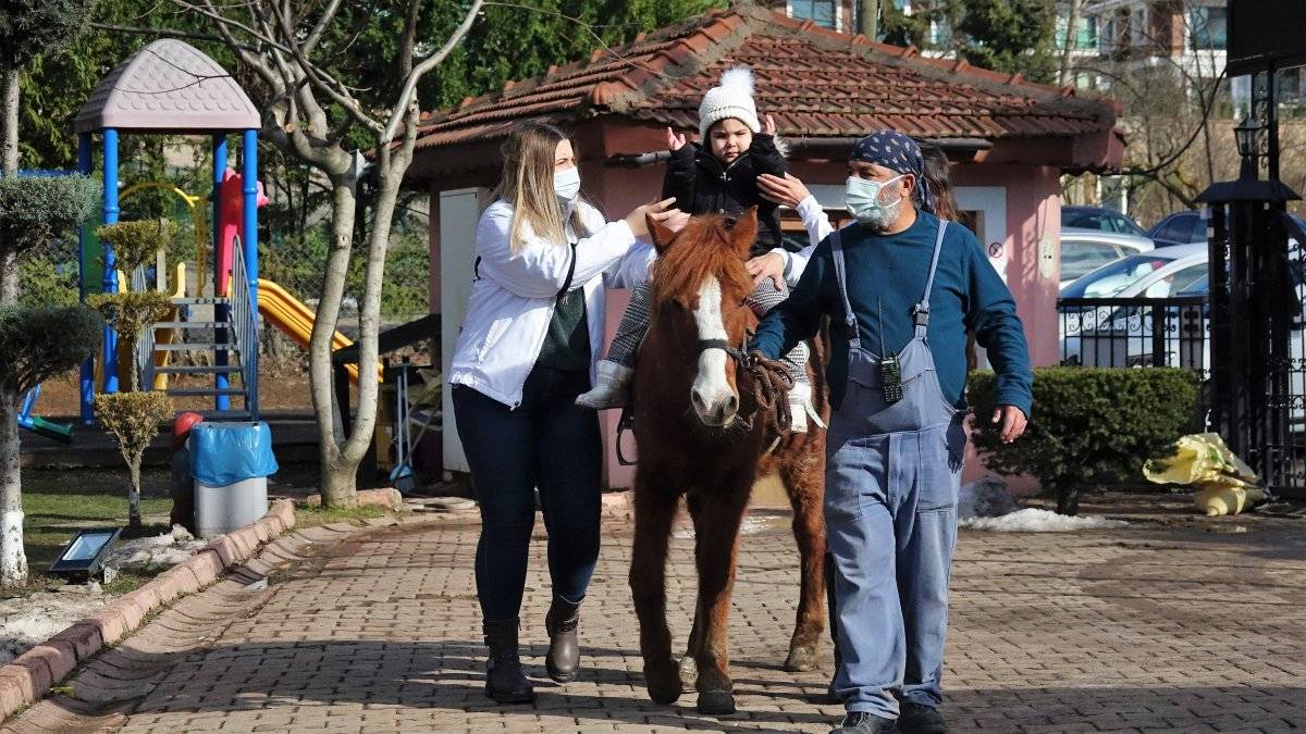 Avusturya’da 1 yıl beklediği özel eğitimi Türkiye'de 1 ayda aldı