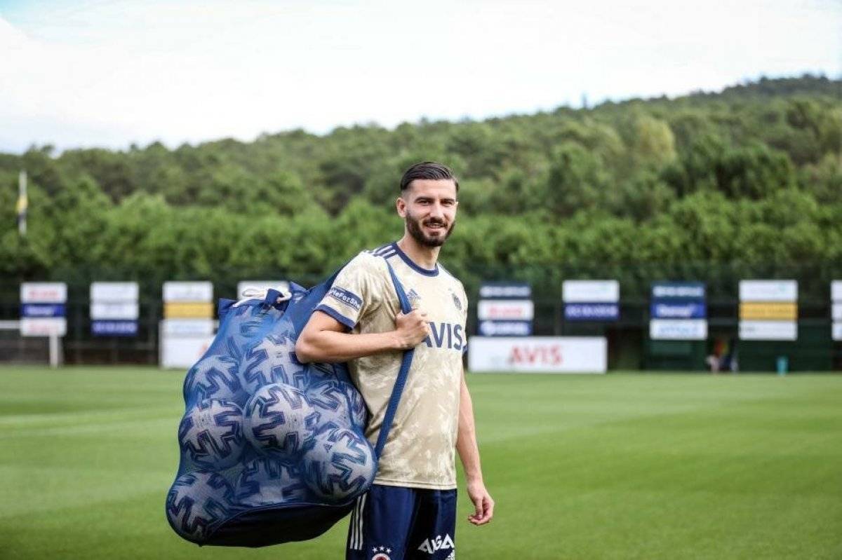 Fenerbahçe, Kemal Ademi'yi Karagümrük'e kiraladı