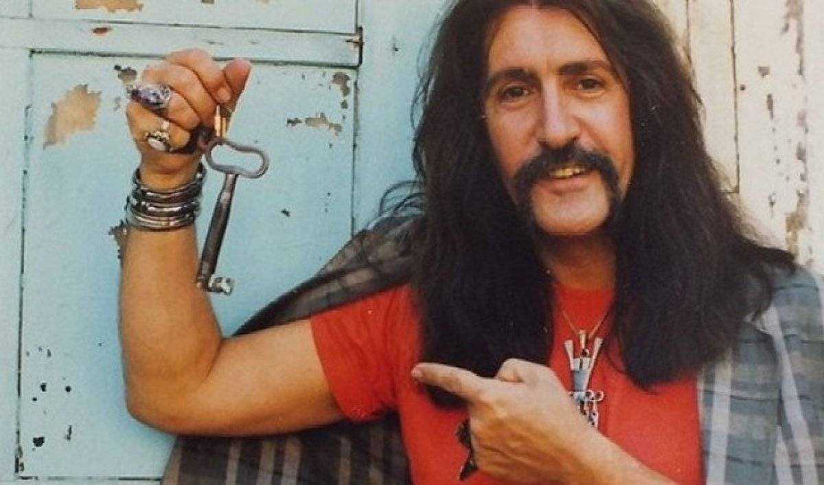 Barış Manço ölüm yıl dönümünde anılıyor.. Barış Manço kimdir? Barış Manço ne zaman, neden öldü?