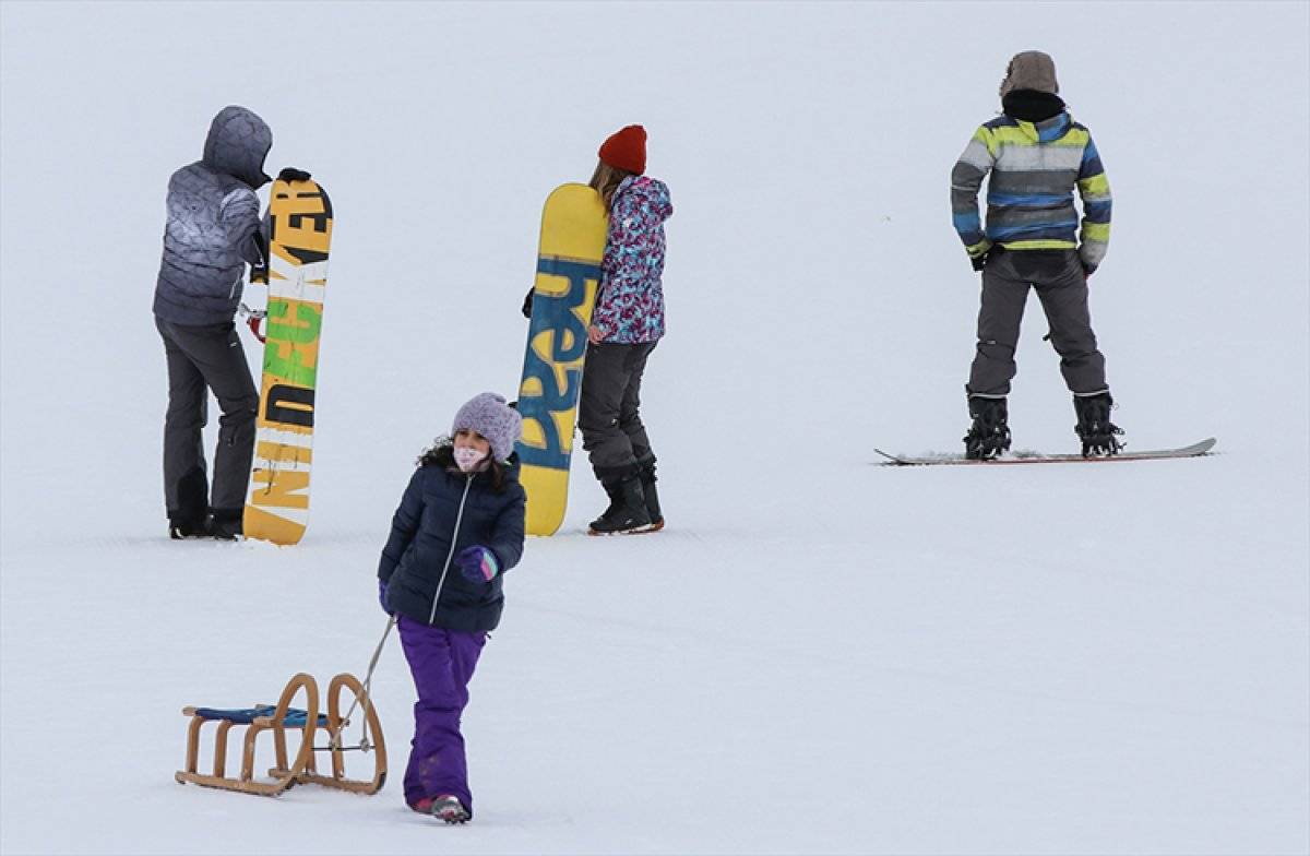 Denizli'de kayak sezonu açıldı