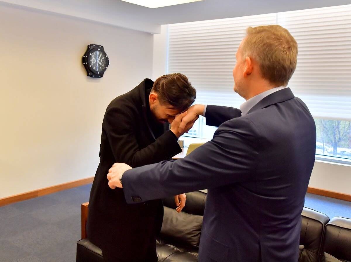 İrfan Can Kahveci, Başakşehir'e veda etti