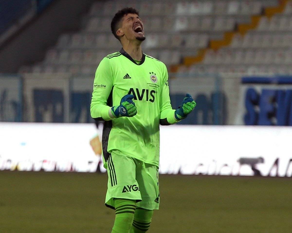 Altay Bayındır kalesinde devleşti