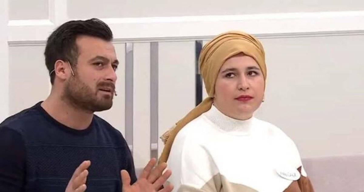 Esra Erol’da kızının yasak ilişkisine sinirlenip, terlik fırlattı