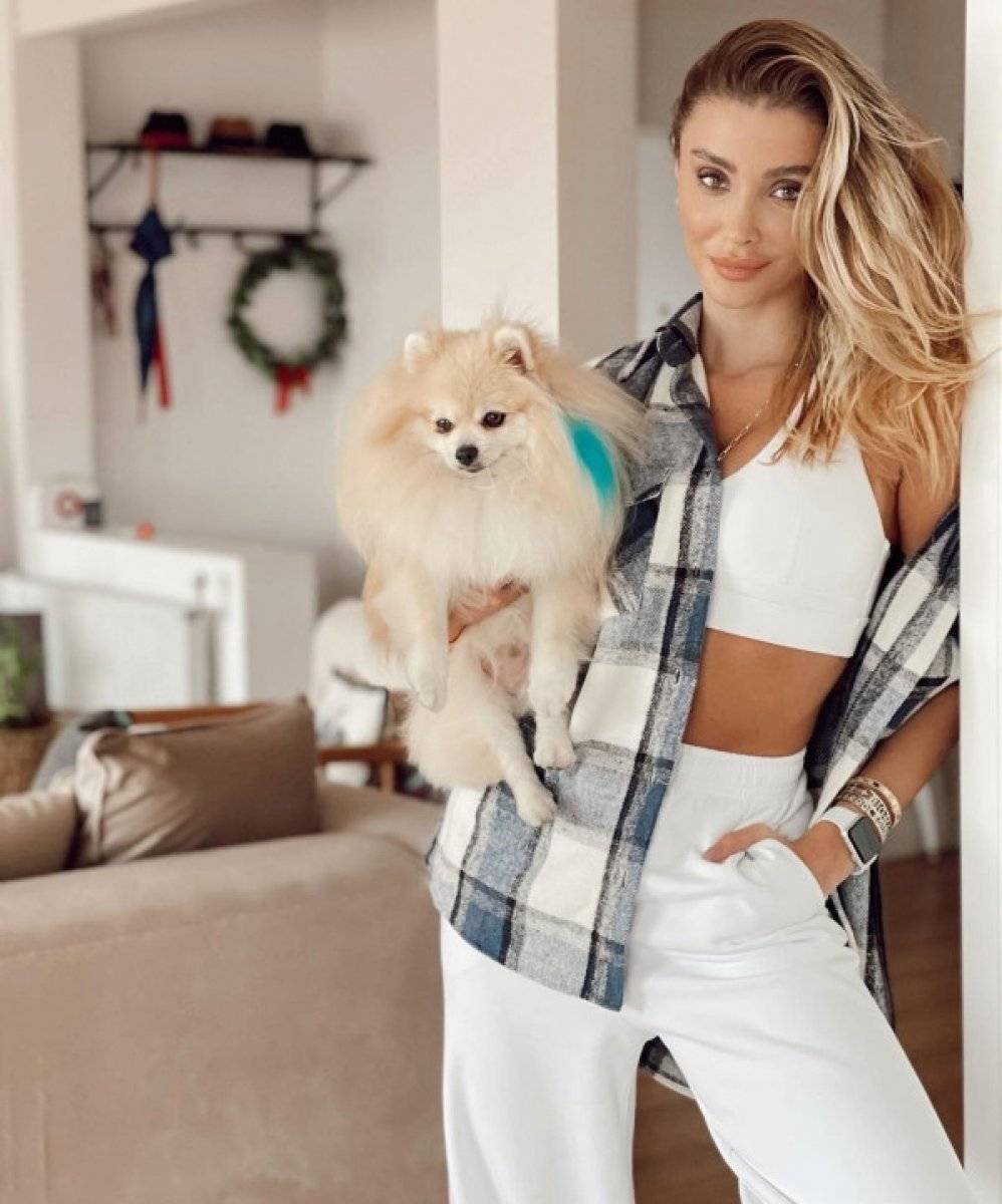 Özge Ulusoy bu kez estetiği kabul etti