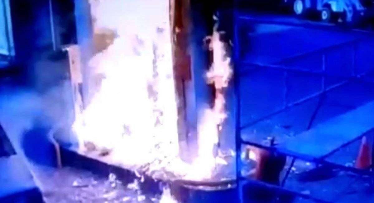 Trabzon'da akaryakıt istasyonunda yangın çıktı