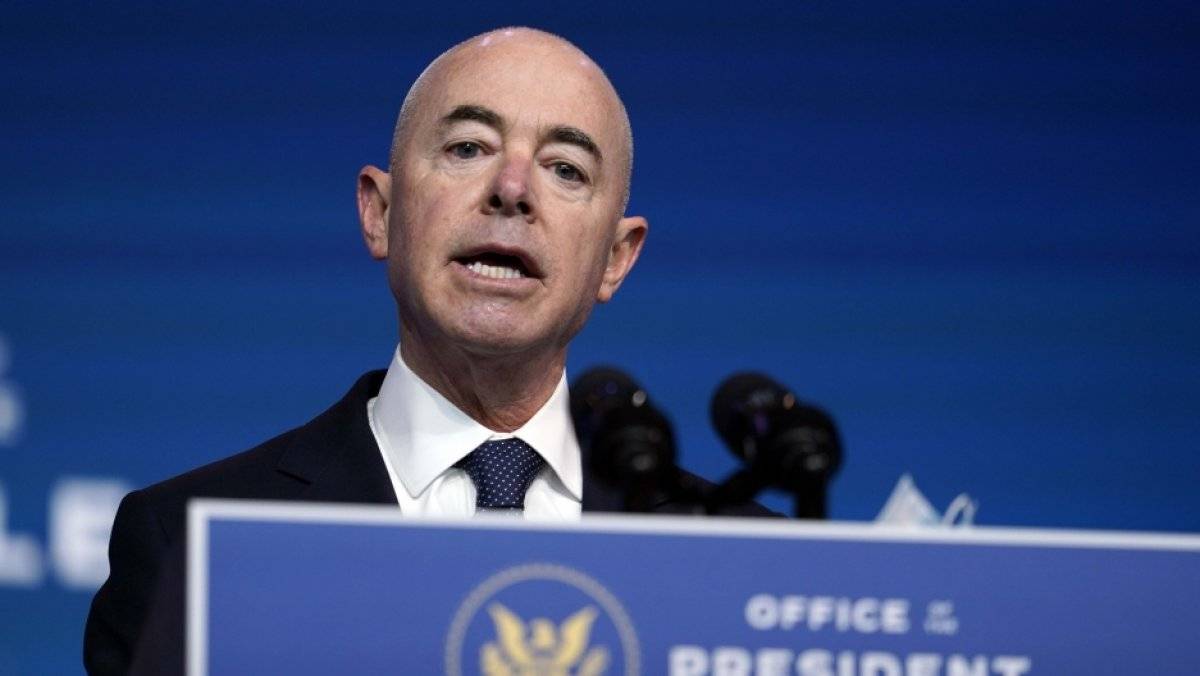 Biden'ın iki bakan adayına onay