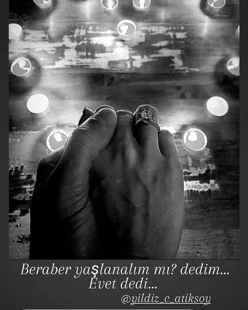 Berk Oktay'dan Yıldız Çağrı Atiksoy'a evlilik teklifi