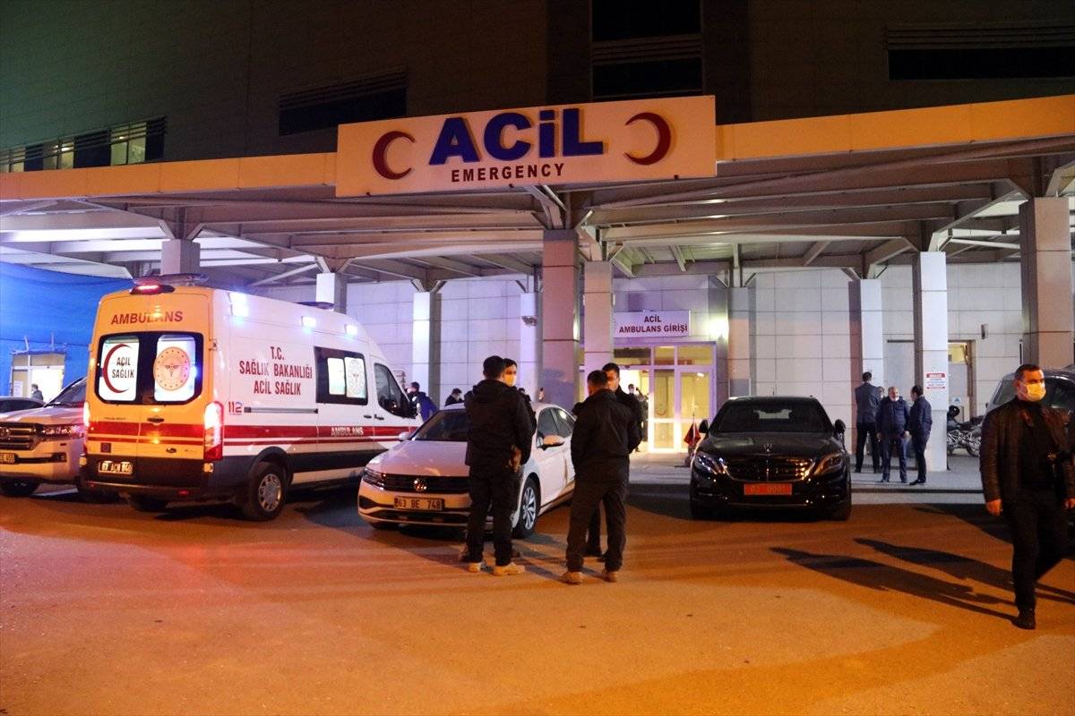 Şanlıurfa'da uyuşturucu operasyonu yapan polise ateş açıldı