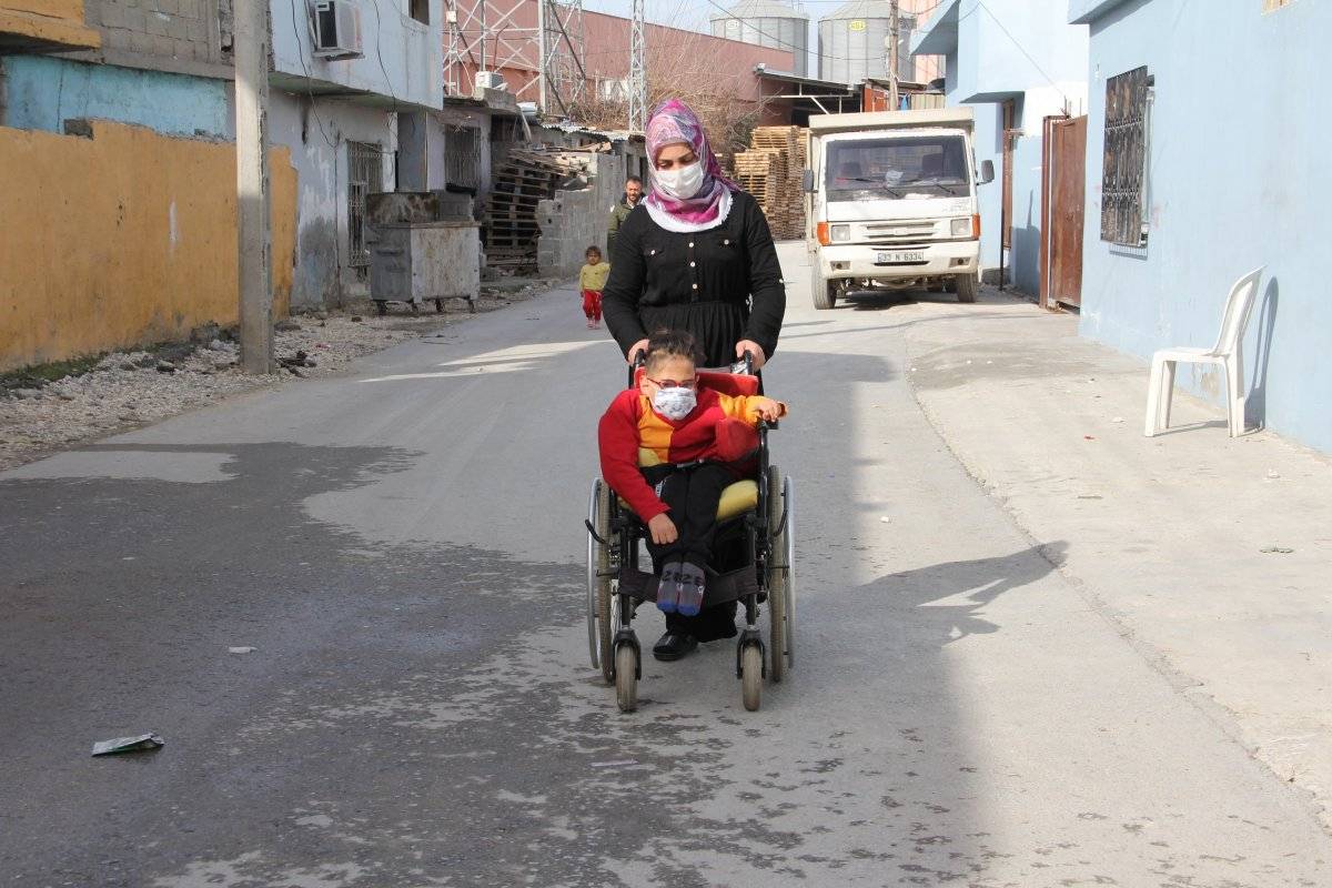 Mersinli engelli çocuk, Muslera ile tanışabilmenin hayalini kuruyor