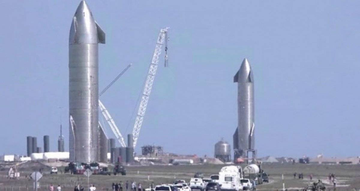 SpaceX’in uzay aracı Starship iniş yaparken patladı