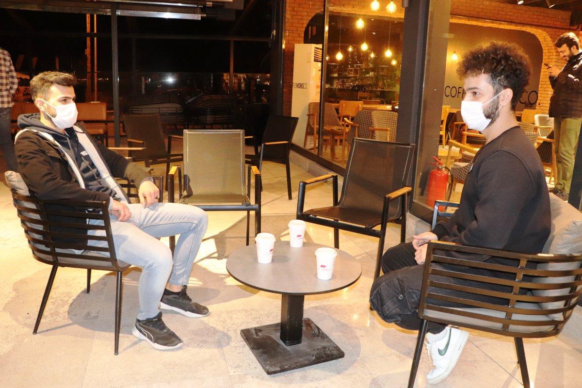 Samsun'da hırsız karga kamerada