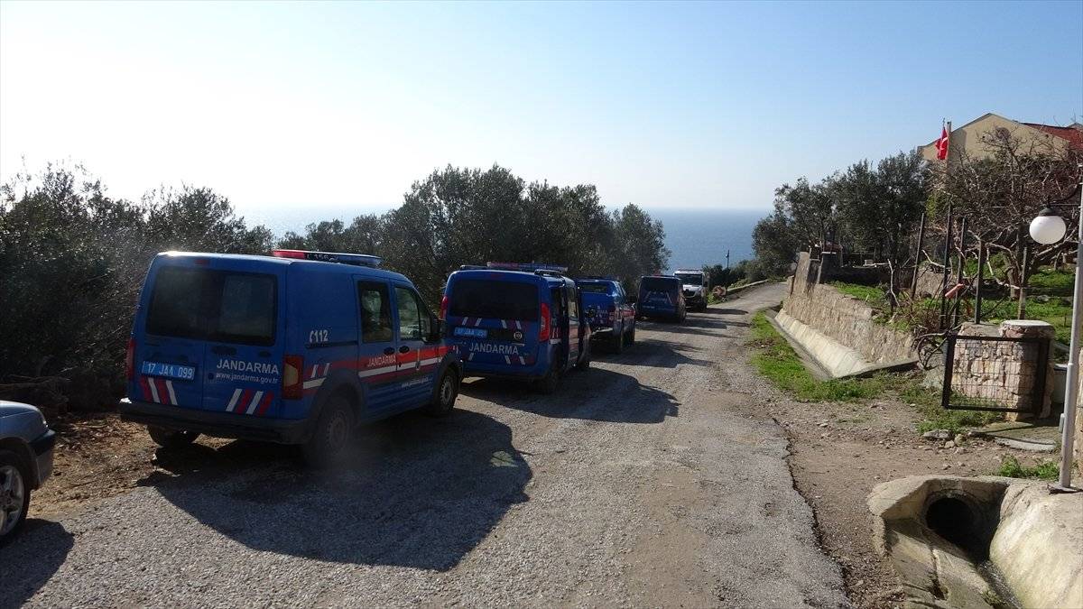 Ailesiyle Ayvacık’taki yazlığına giden tıp öğrencisi kayboldu