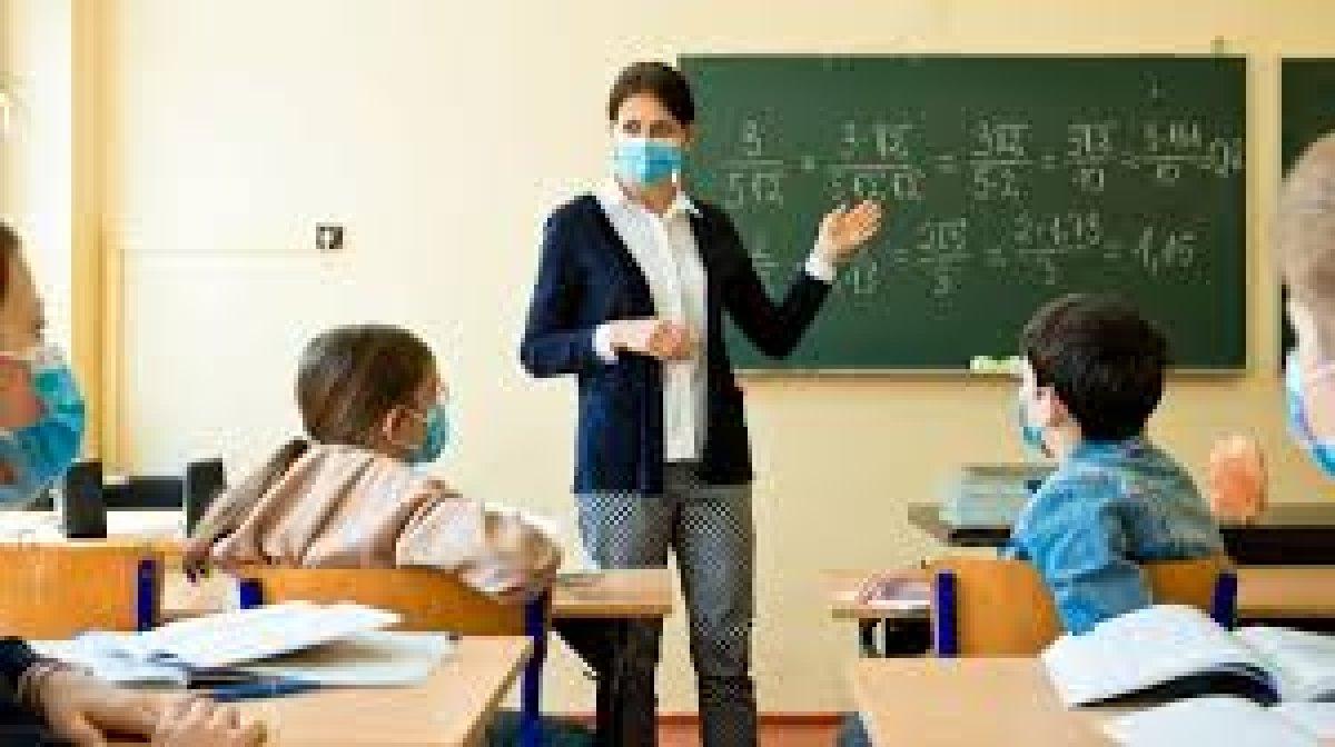 Hangi öğrencilere sokağa çıkma izni verildi? Kısıtlamalardan muaf olan öğrenciler hangileri?