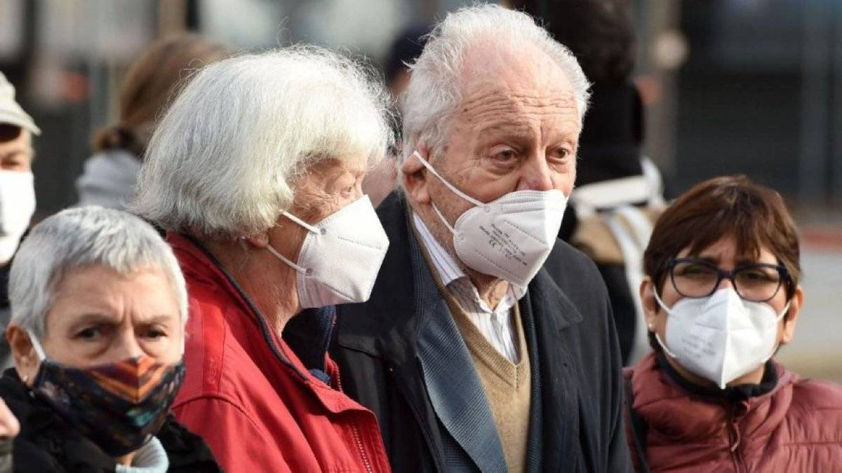 65 yaş ve üzeri ne zaman aşı olacak? 65 yaş üstü aşı randevusu nasıl alınır? e-Nabız korona aşısı sorgulama..