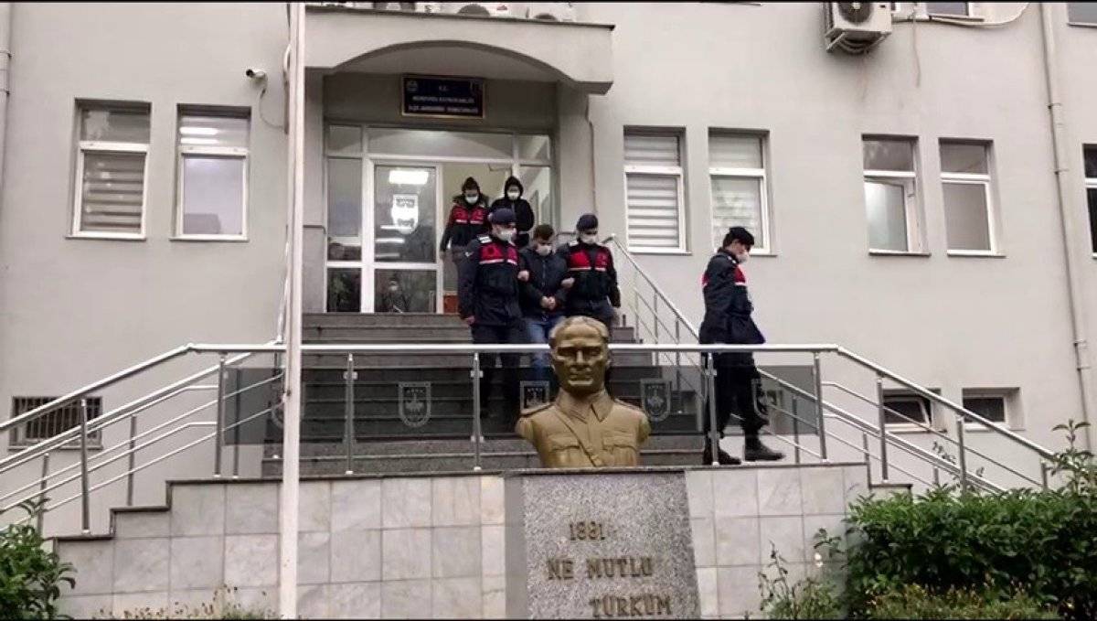 İzmir’de sokak ortasında öldürülen yaşlı adamın katili bulundu