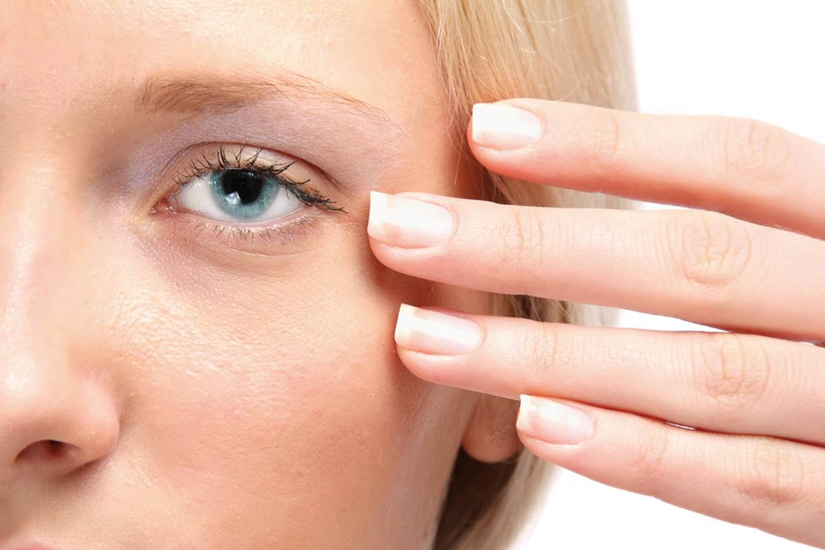 Yüzünüzün yaşlanmaya başladığını gösteren 8 işaret