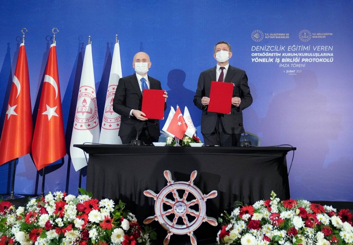 Bakan Ziya Selçuk: Öğretmenlerin aşısı ile ilgili planlamalar devam ediyor