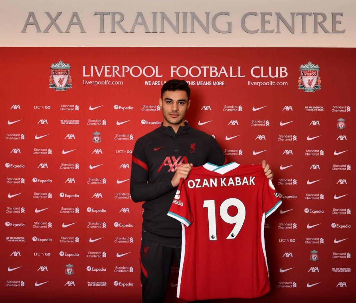 Galatasaray, Ozan Kabak'tan gelir bekliyor