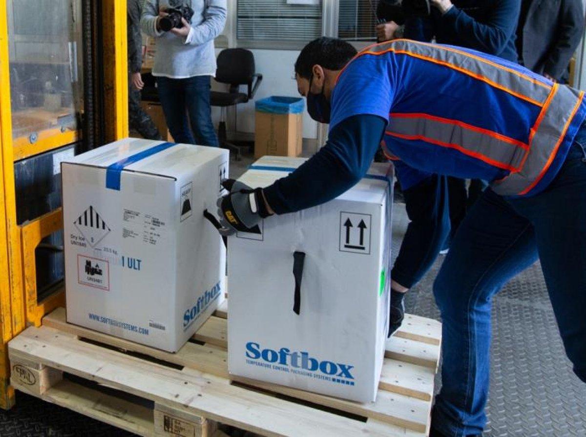 AB'nin gönderdiği Pfizer/BioNTech aşıları KKTC'ye ulaştı