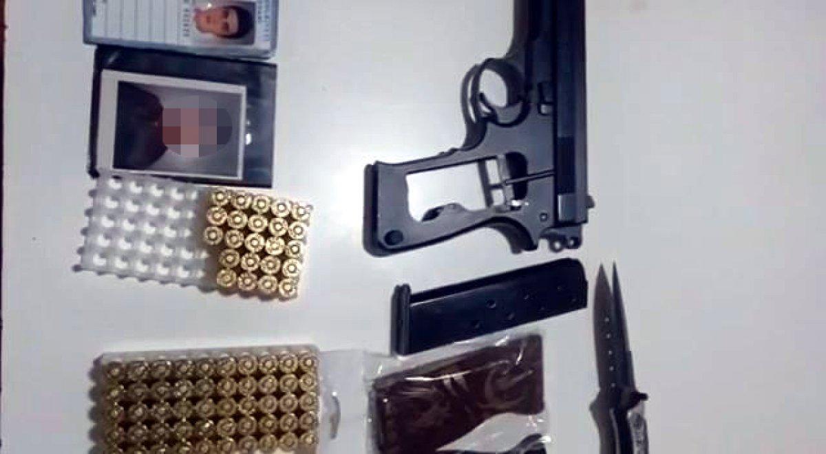 İstanbul'da 1'i firari 4 şüpheli, silah ve yüklü miktarda para ile yakalandı