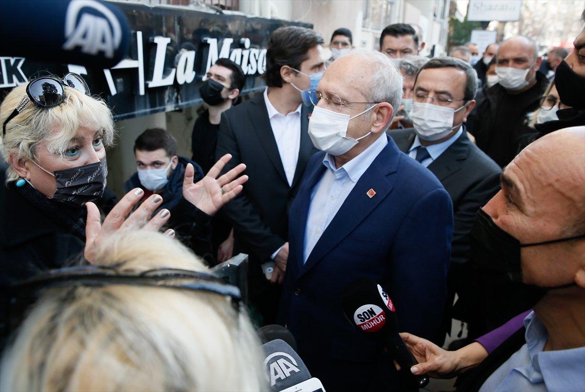 İzmirli kadın esnaftan Kemal Kılıçdaroğlu'na altyapı tepkisi