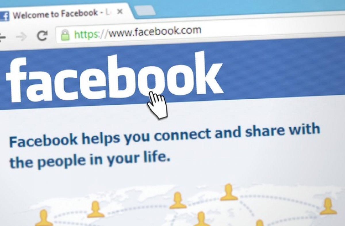 Myanmar halkı askeri darbeyi protesto için sokaklara çıktı