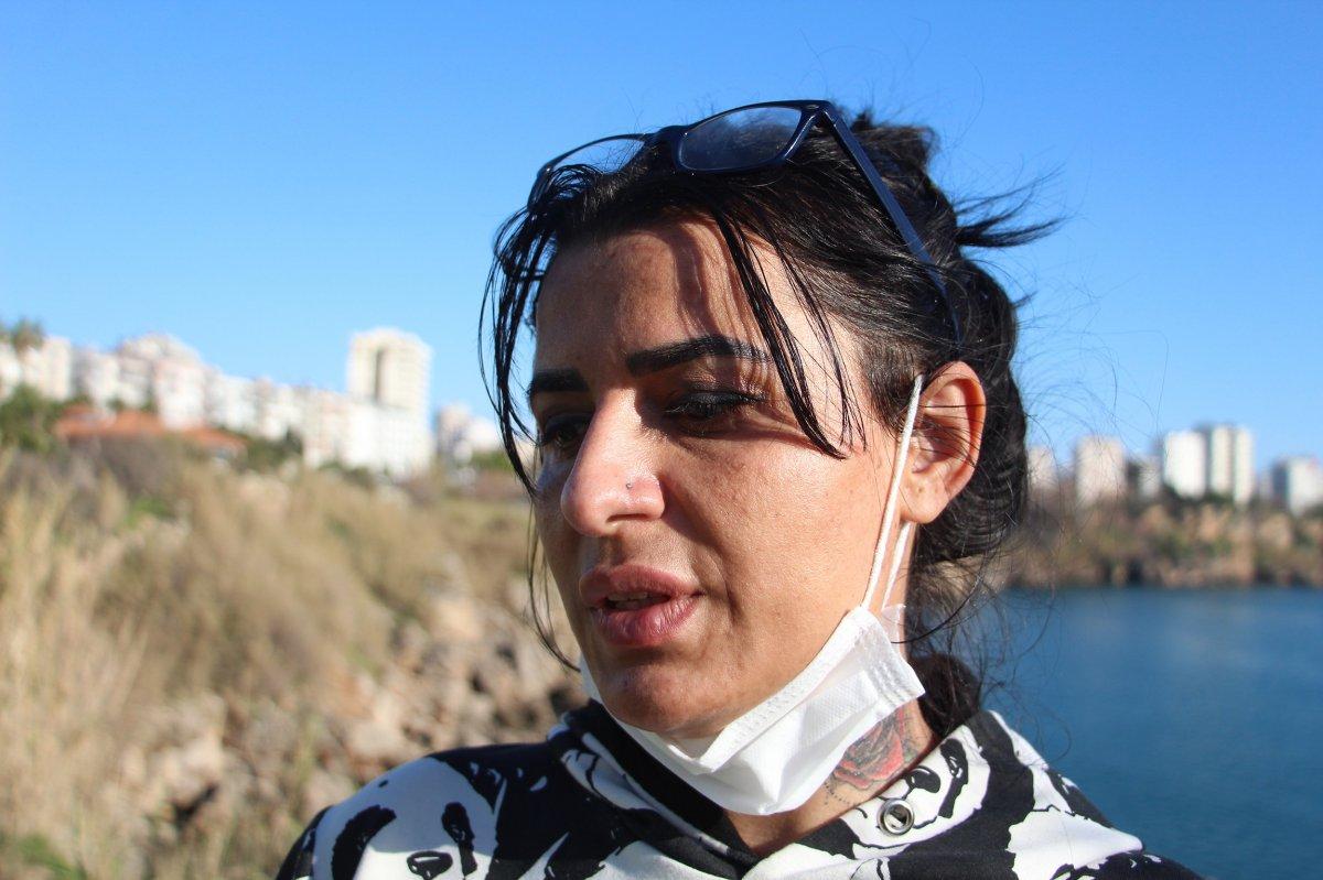 Antalya'da güzellik salonuna giden kadın hayatının şokunu yaşadı