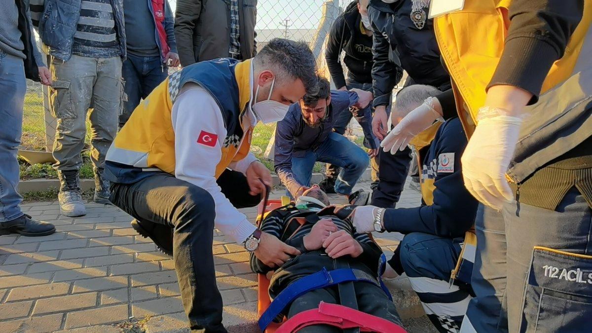 Bursa'da Suriye uyruklu gence otomobil çarptı