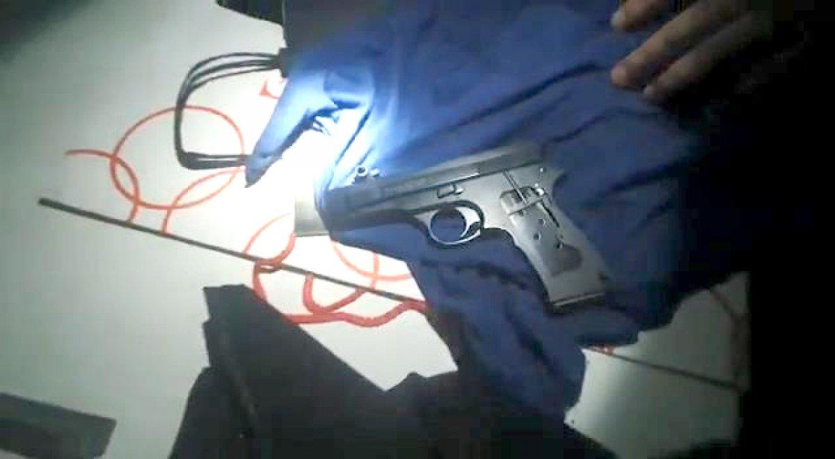 İstanbul'da 1'i firari 4 şüpheli, silah ve yüklü miktarda para ile yakalandı