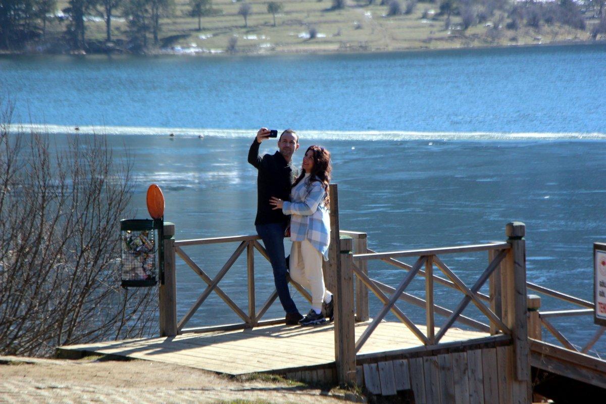 Abant'ı turistler gezdi