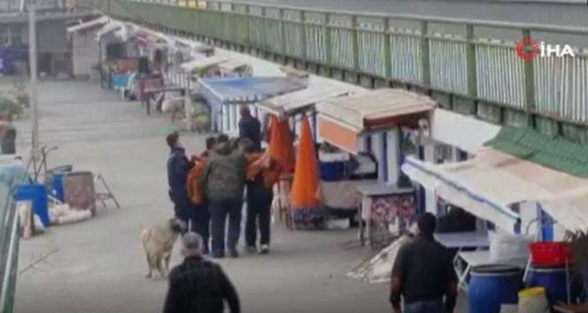 Bakırköy’de denize atlayan genci Sahil Güvenlik kurtardı