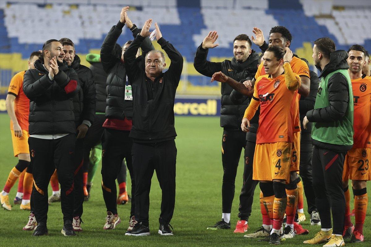 Fatih Terim: Kadıköy'de kazanıp lider olmak önemliydi