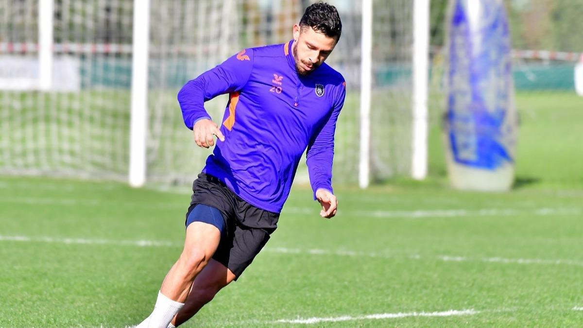 Başakşehir'de Giuliano yine penaltı kaçırdı