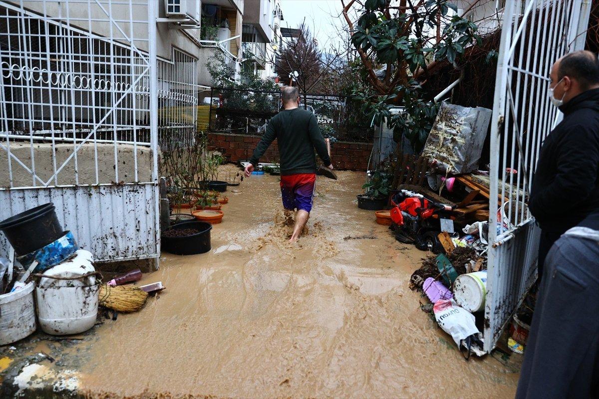 İzmir'de CHP belediyeciliğini özetleyen görüntüler