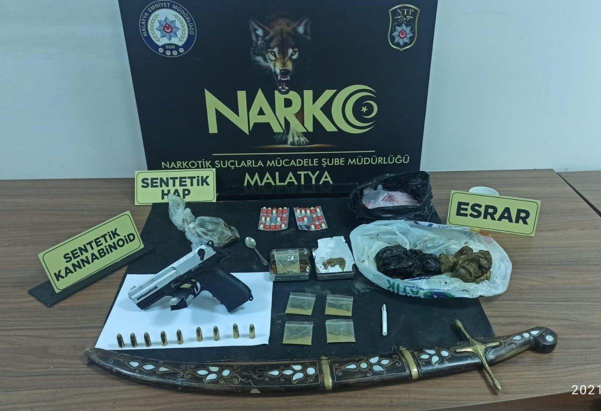 Malatya'da 'torbacı' operasyonu: 3 tutuklama