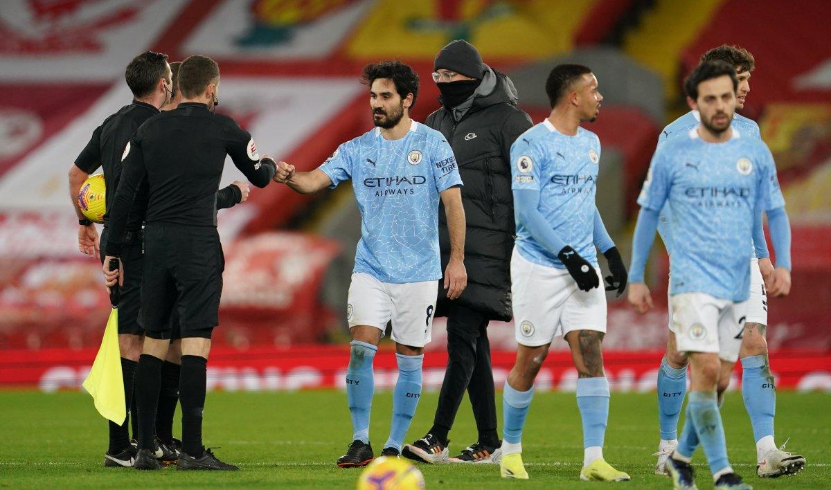 Manchester City, deplasmanda Liverpool'u 4-1 mağlup etti