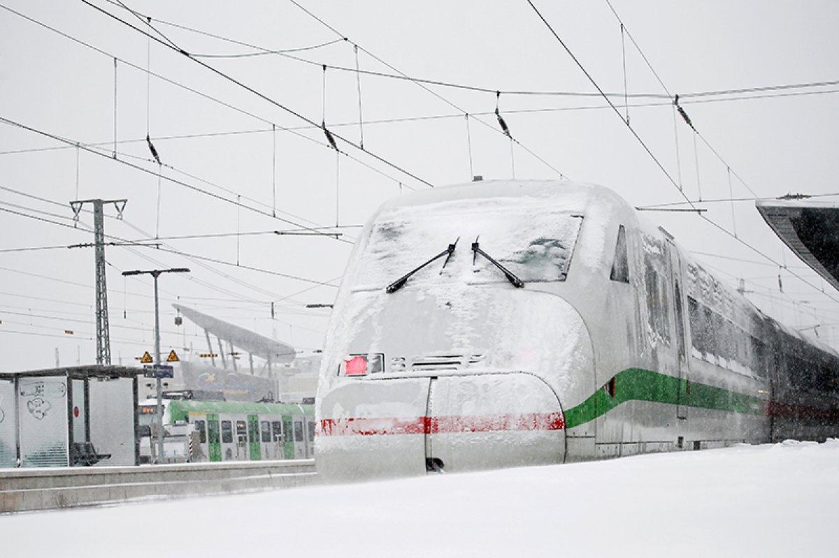 Avrupa'da kar yağışı etkili oldu