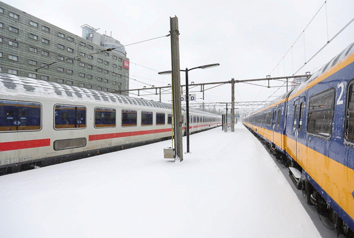 Avrupa'da kar yağışı etkili oldu